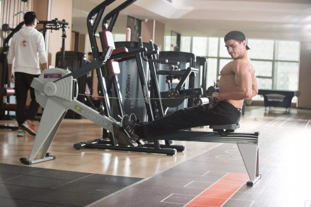 劃船機,磁控劃船機,健身房劃船機