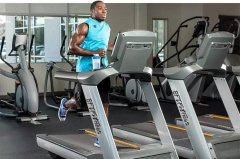 跑步機真的傷膝蓋嗎？健身房的商用跑步機呢？